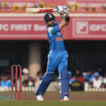 IND vs SA 1st ODI 2025 Live: Virat Kohli's hilarious 'Century Chase' – King Kohli 103* as India 233/4 vs South Africa in Ranchi thriller