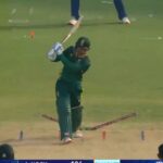 प्रसिद्ध कृष्णा की धांसू गेंदबाजी: विशाखापत्तनम ODI में de Kock को 106 पर आउट कर भारत को दिलाई जान