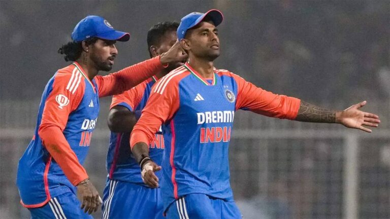 India's 5-Wicket Chuckle-Fest: Pak’s 146 Turns into a Diwali Party at Asia Cup 2025 Final!