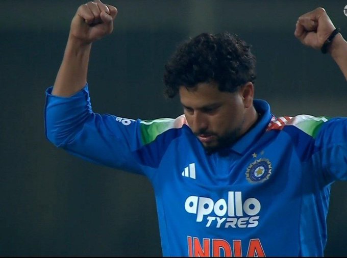 Kuldeep Yadav's Comedy Show in Ranchi: 3 Wickets, 1000 Watt Smile & South Africa Totally Bamboozled