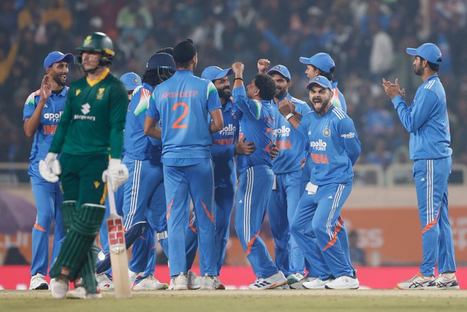 India Beat South Africa by 17 Runs: Kohli 135, Debutant Harshit 3 Wickets, Bosch 67 – Ranchi Thriller 2025